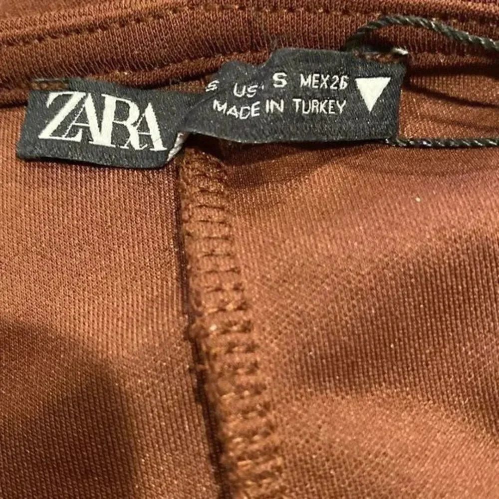 Zara CUT OUT PLEATED DRESS - Picture 4 of 9